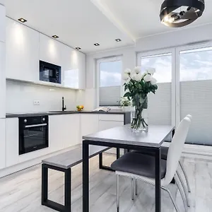 elite-apartments-oliwa-business-center.sopothotels.com/